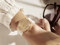 划痕毁心情？教你几招搞定江诗丹顿表壳小瑕疵